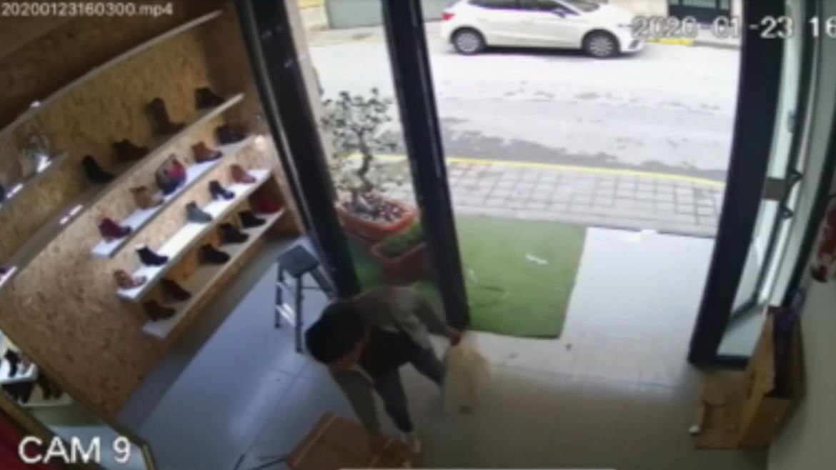 GRABADA CUANDO ROBABA 40 SATISFYERS