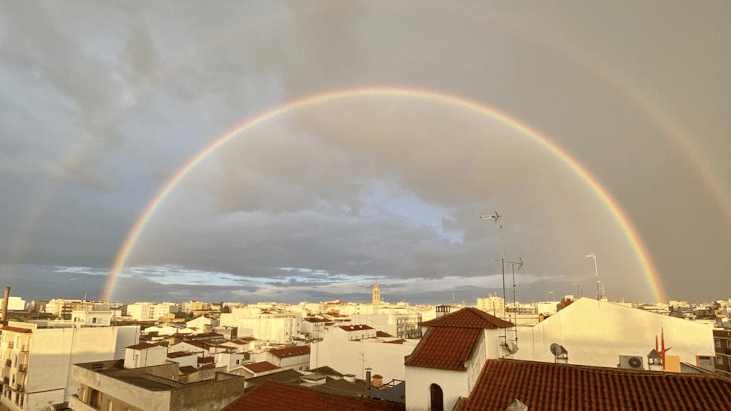 Arco iris sobre Almendralejo
