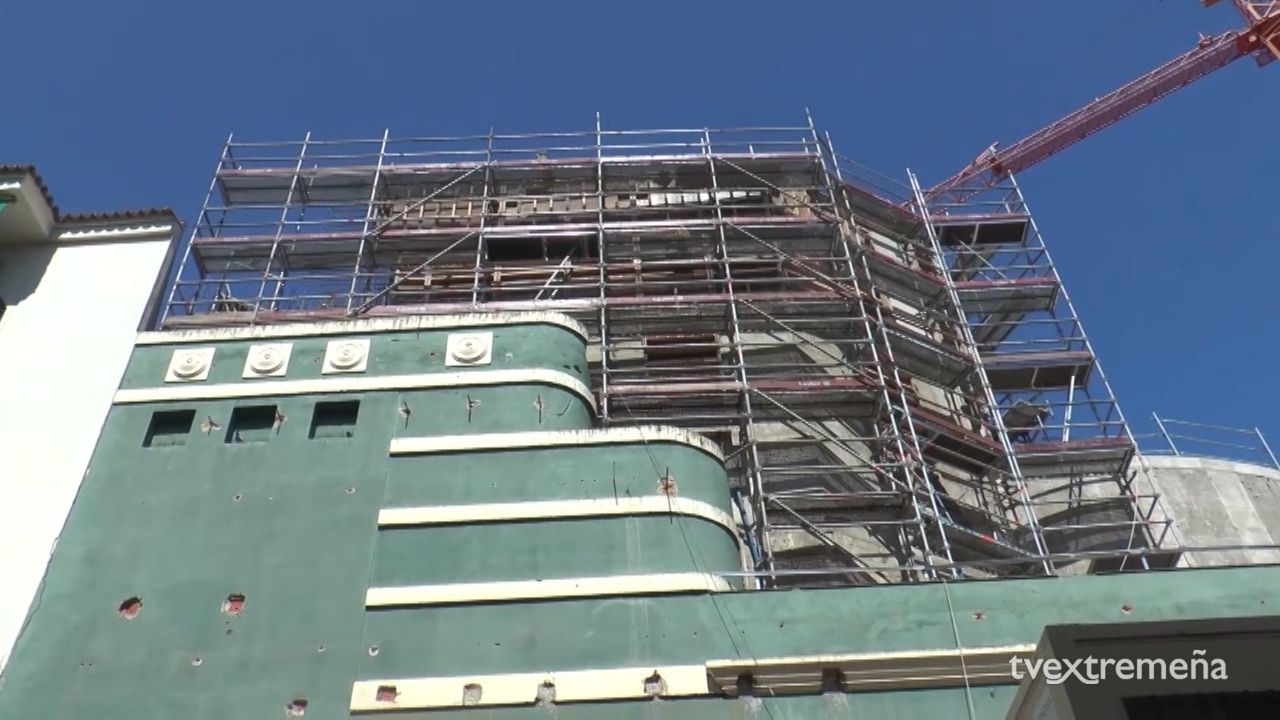 OBRAS DEL TEATRO MARIA LUISA