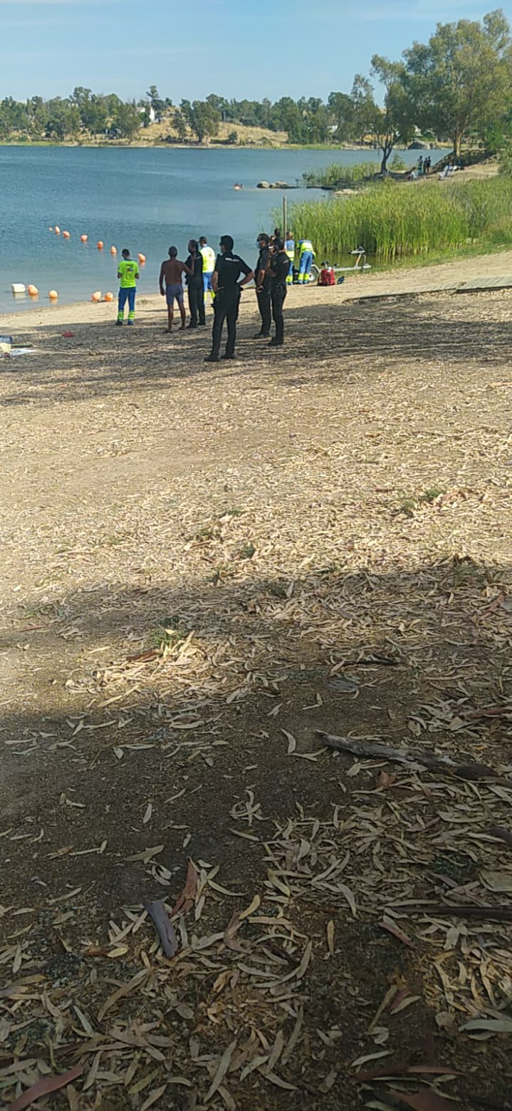 Buscan a una persona desaparecida en el embalse de Proserpina