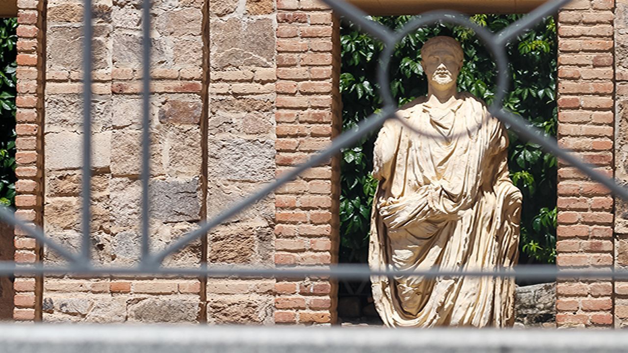 PORTICO DEL FORO ROMANO