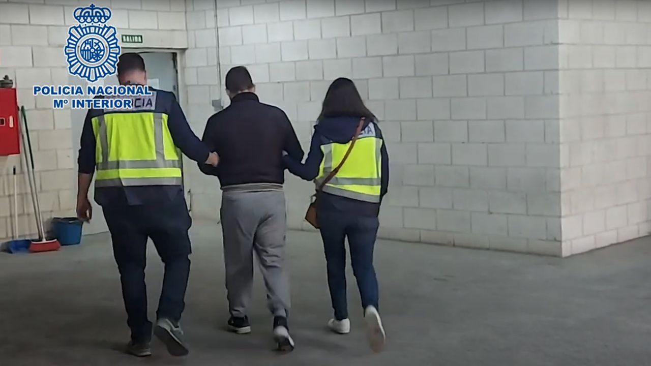 POLICIA DETENIDOS ROBO JOYAS