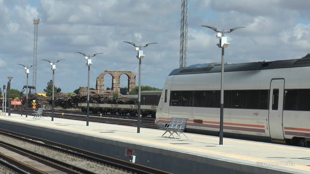 TREN ALTAS PRESTACIONES estación 