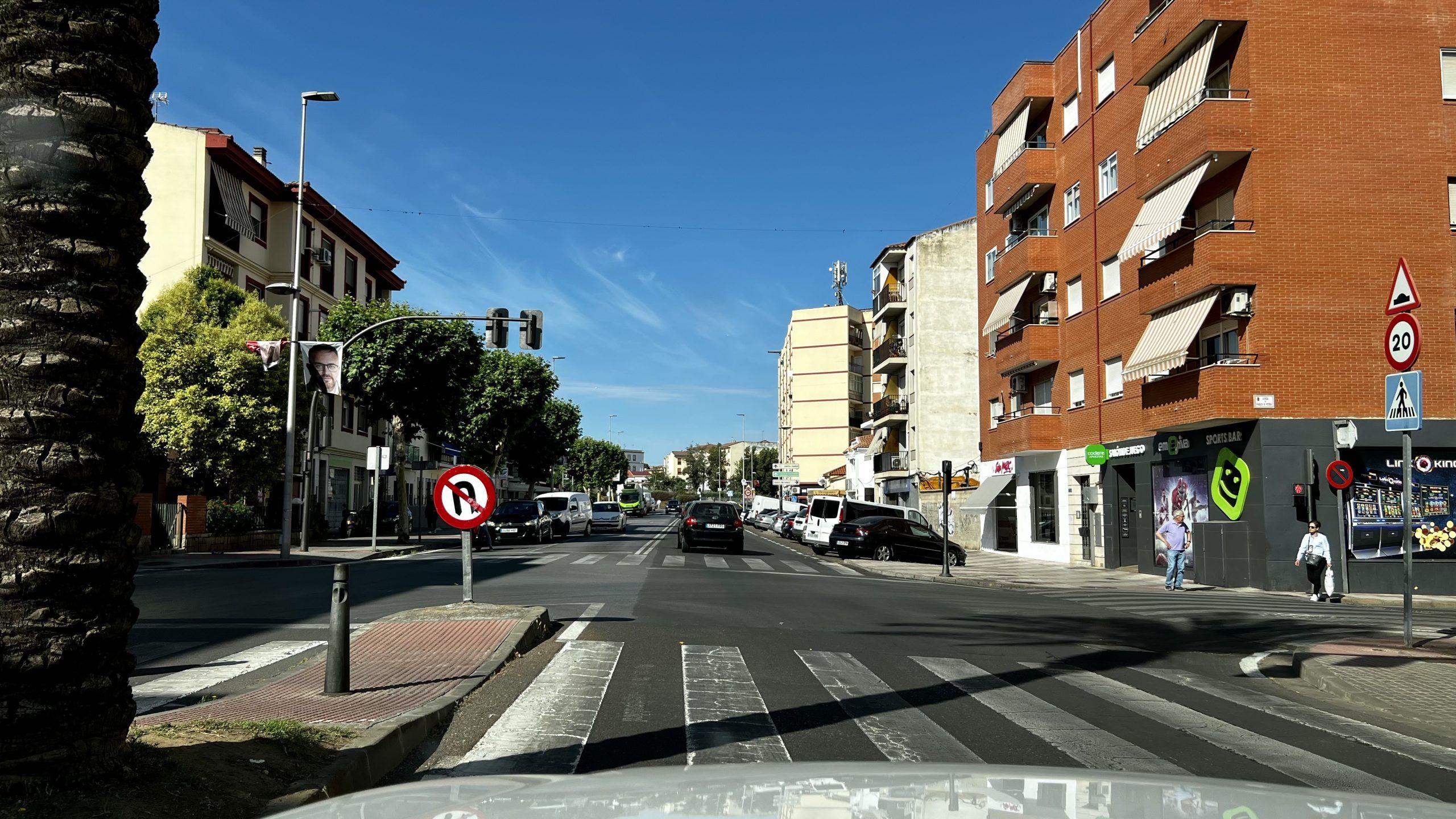 Avenida Juan Carlos I altura farmacia