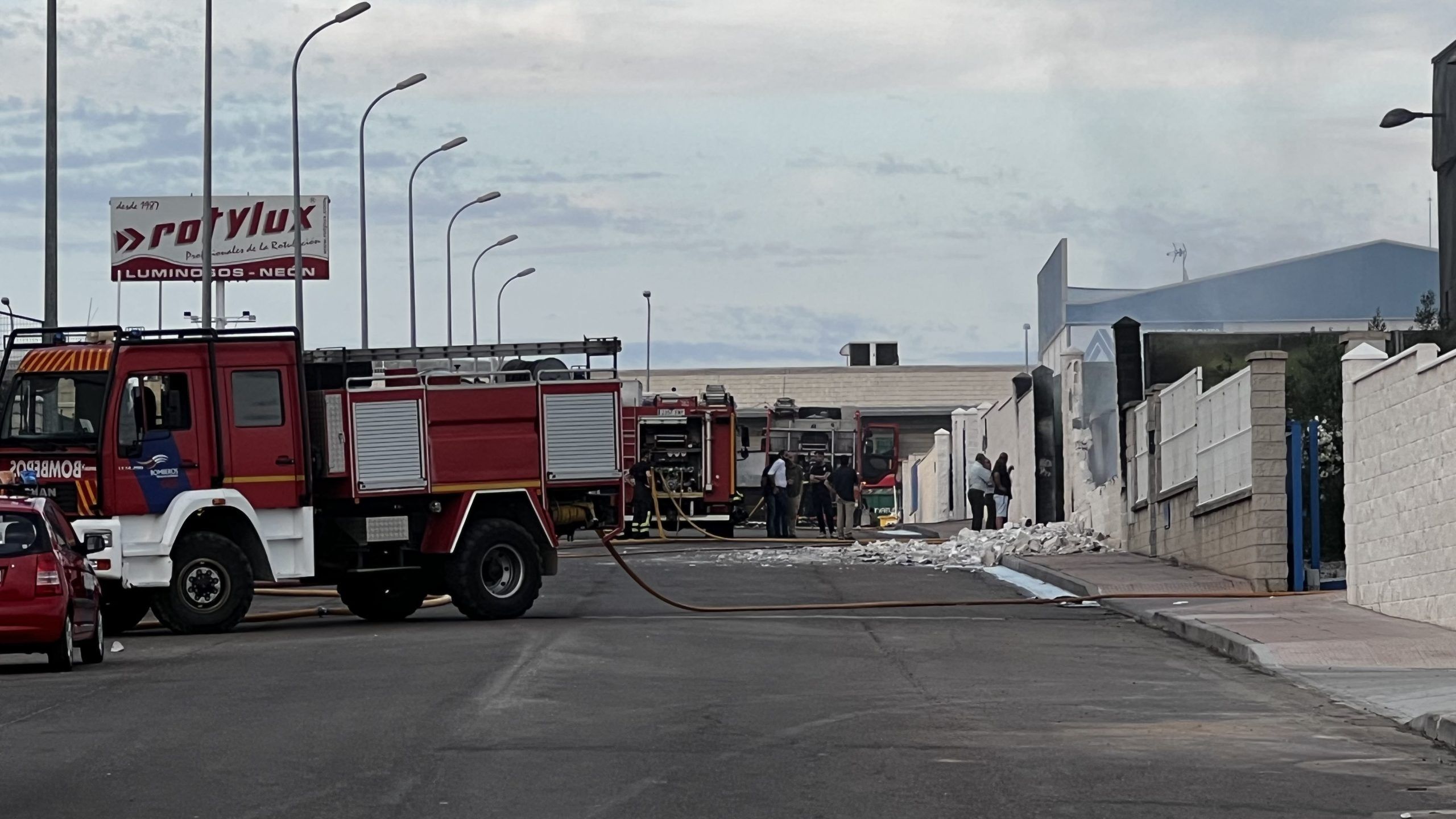 Incendio planta reciclaje Naturyser Almendralejo