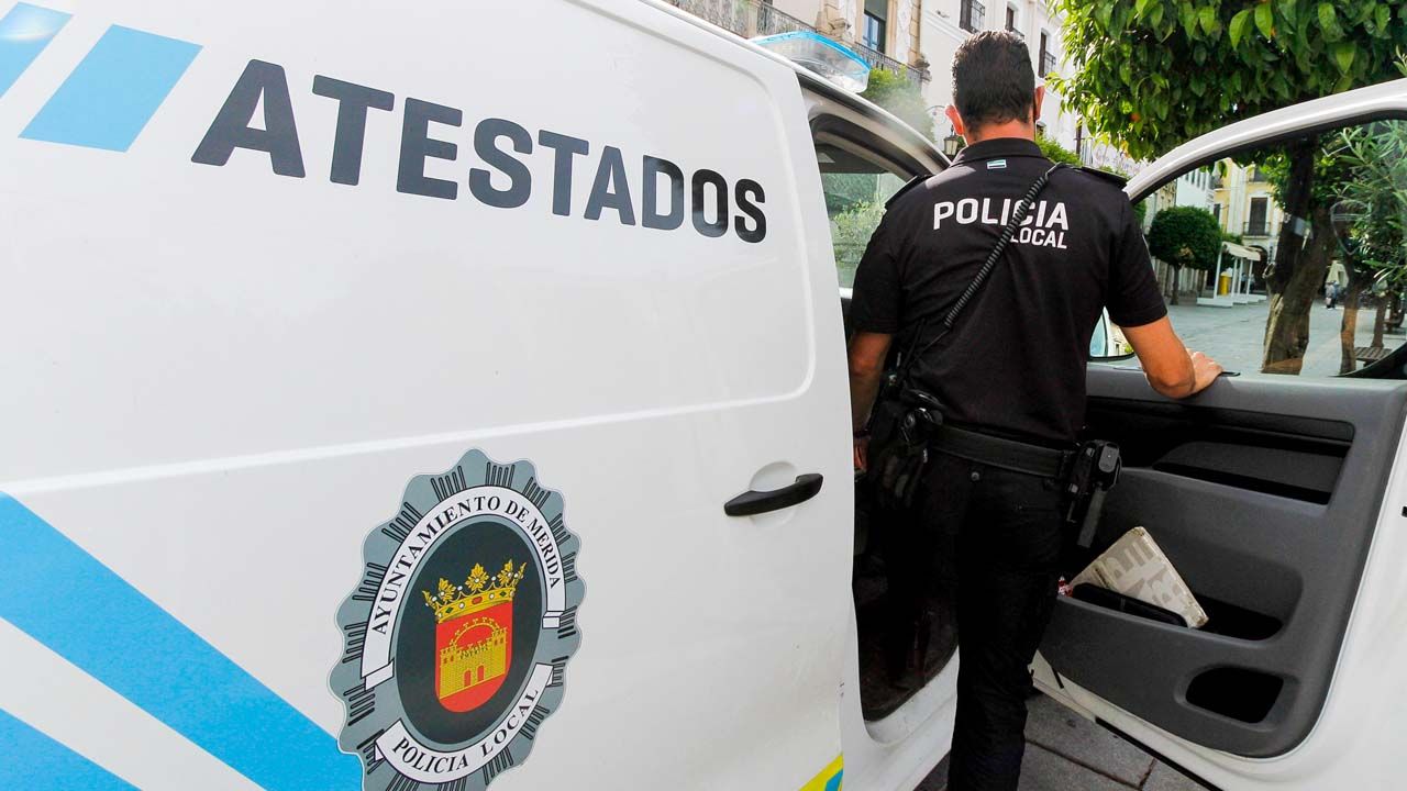 POLICIA LOCAL MERIDA ATESTADOS