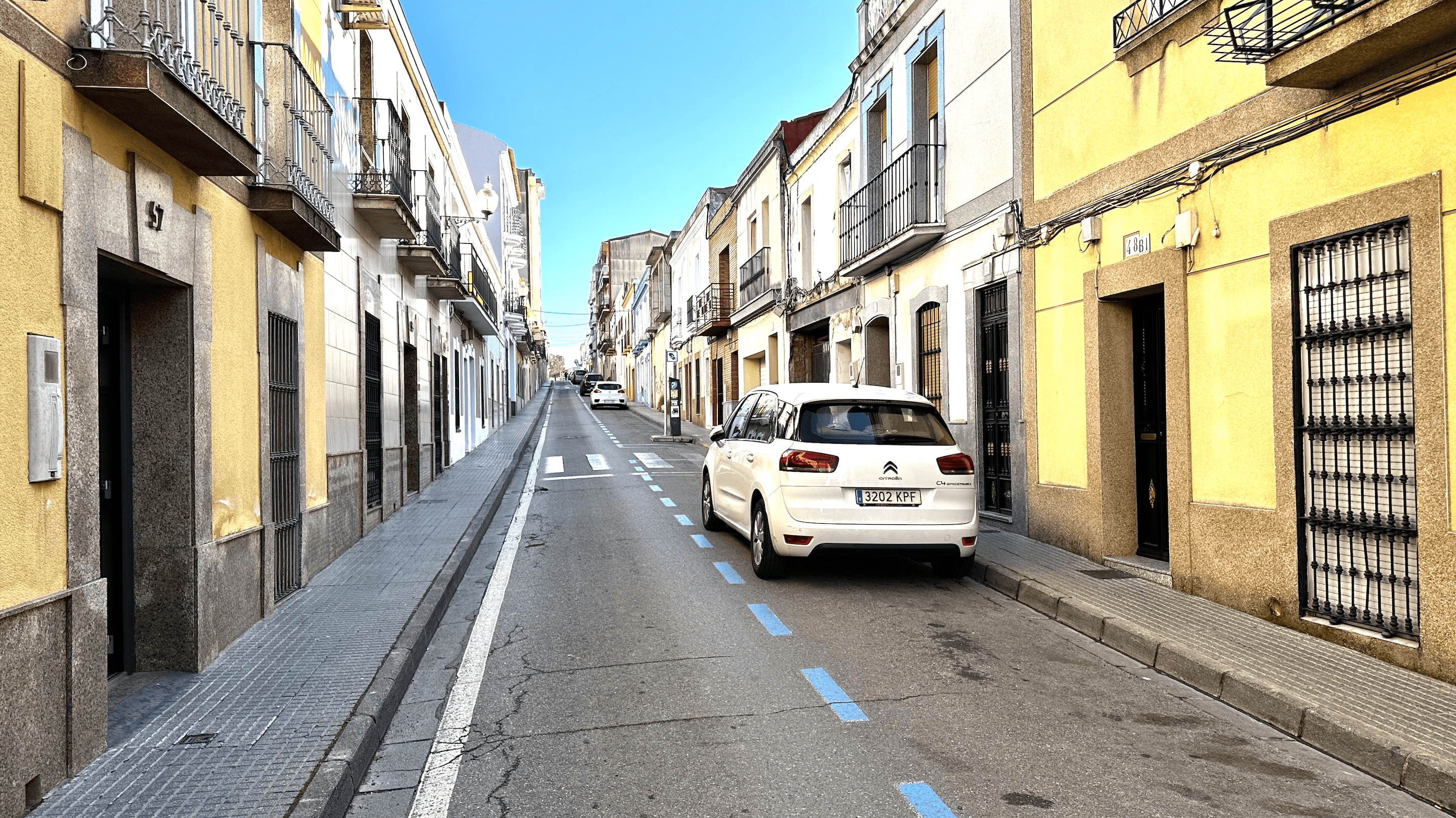 Calle Suárez Somonte zona azul