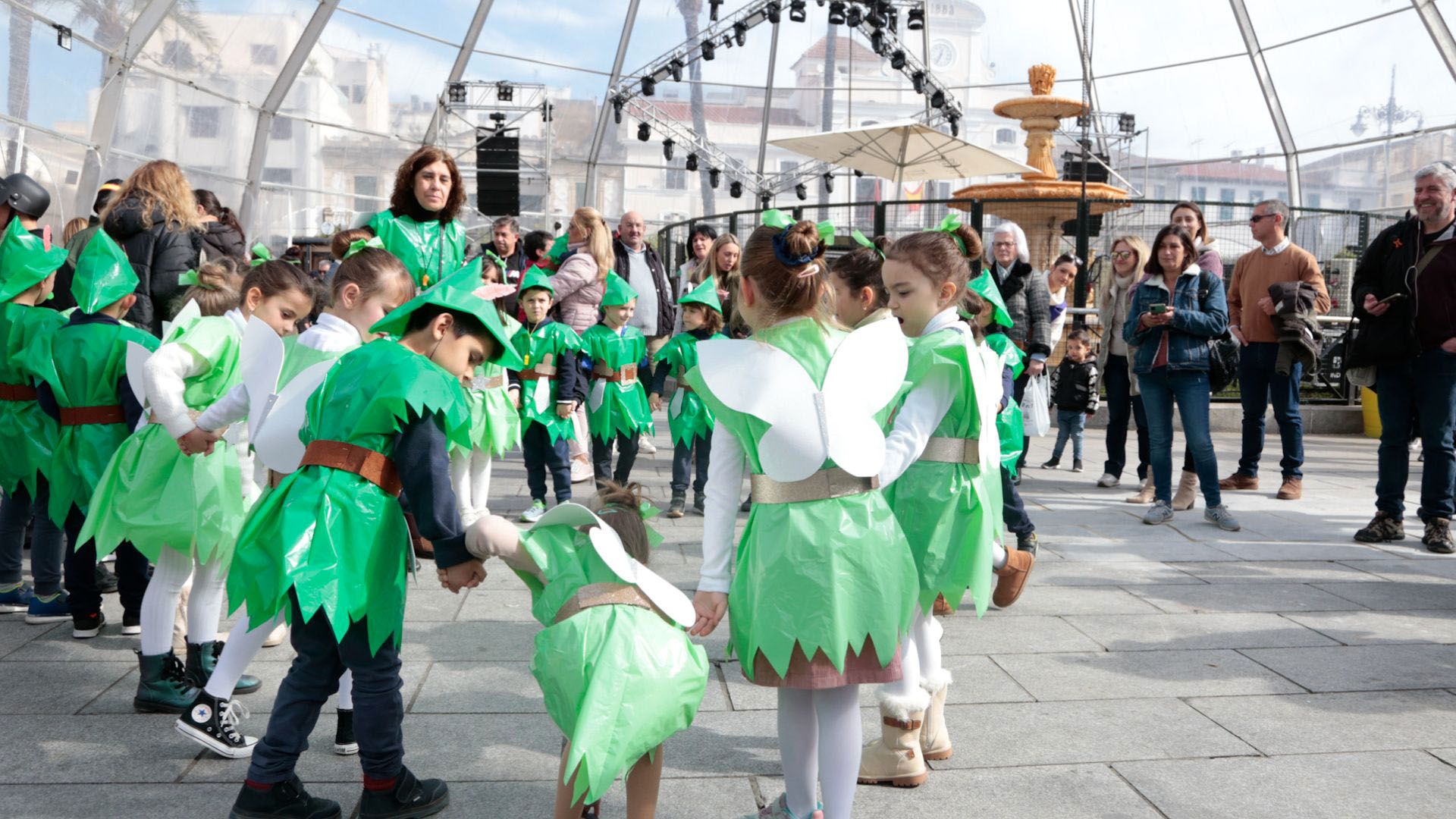 CARNAVAL ROMANO DESFILE ESCOLAR