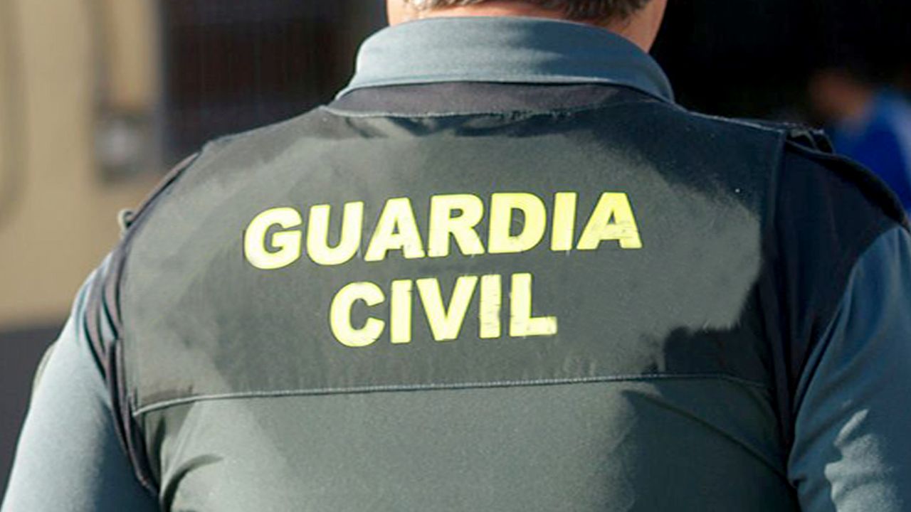 GUARDIA CIVIL ESPALDA
