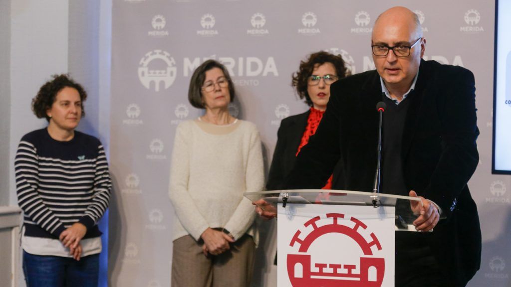 JOSE IGNACIO DE LA PEÑA DIRECTOR DEL CONSERVATORIO DE MERIDA