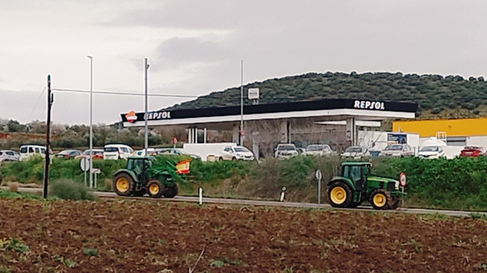 Tractorada en la zona de Carija