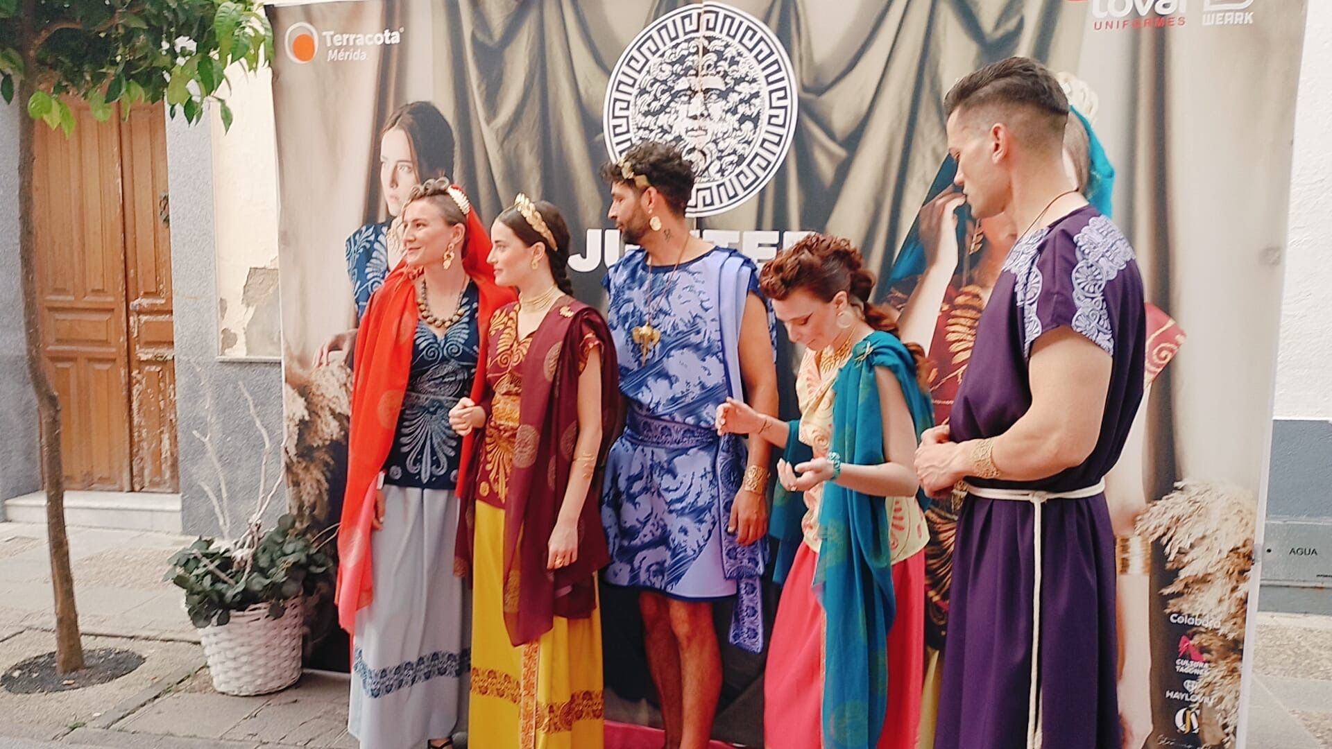 Desfile Moda Romana Terracota