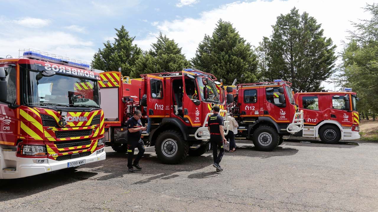 CAMIONES DE PARQUE DE BOMBEROS