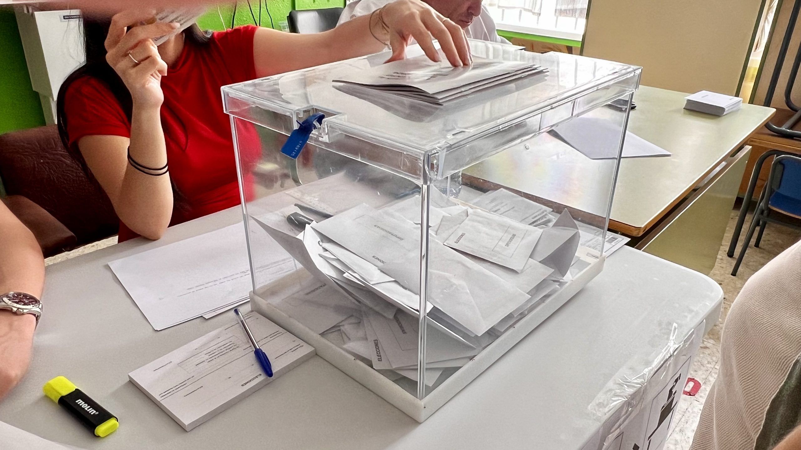 ELECCIONES Europeas urna 1