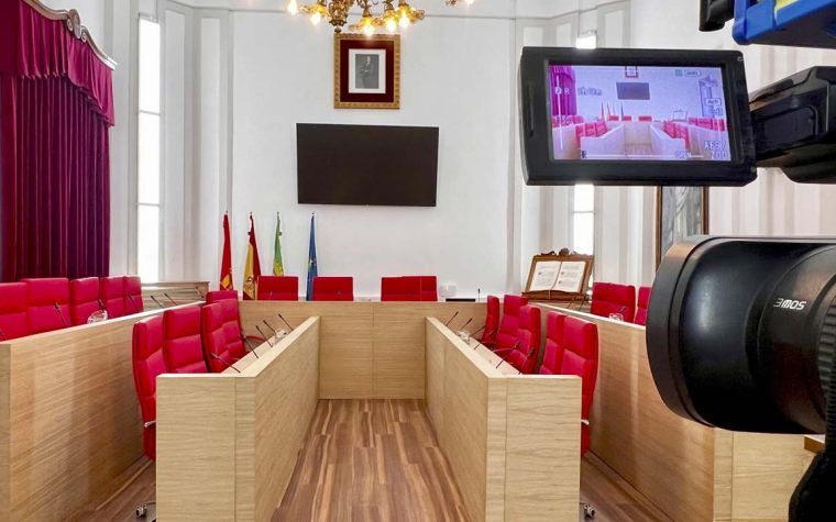 SALON DE PLENOS CON CAMARA