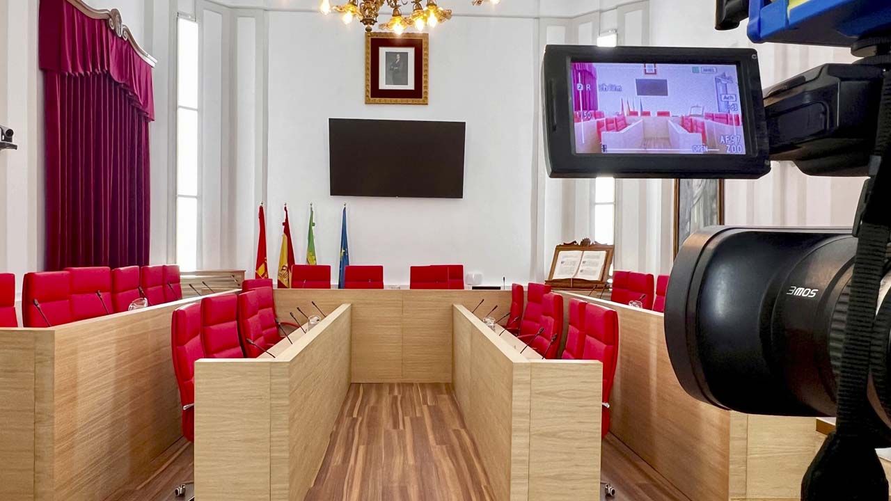 SALON DE PLENOS CON CAMARA