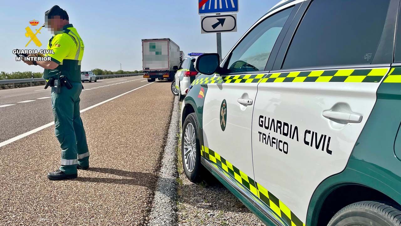 GUARDIA CIVIL TRAFICO 1