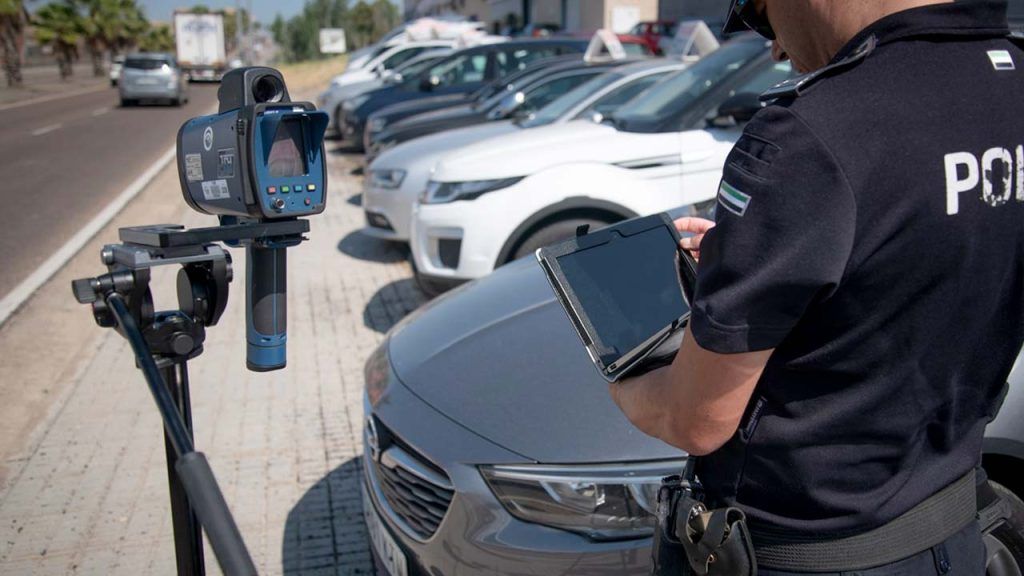 POLICIA LOCAL CONTROL VELOCIDAD