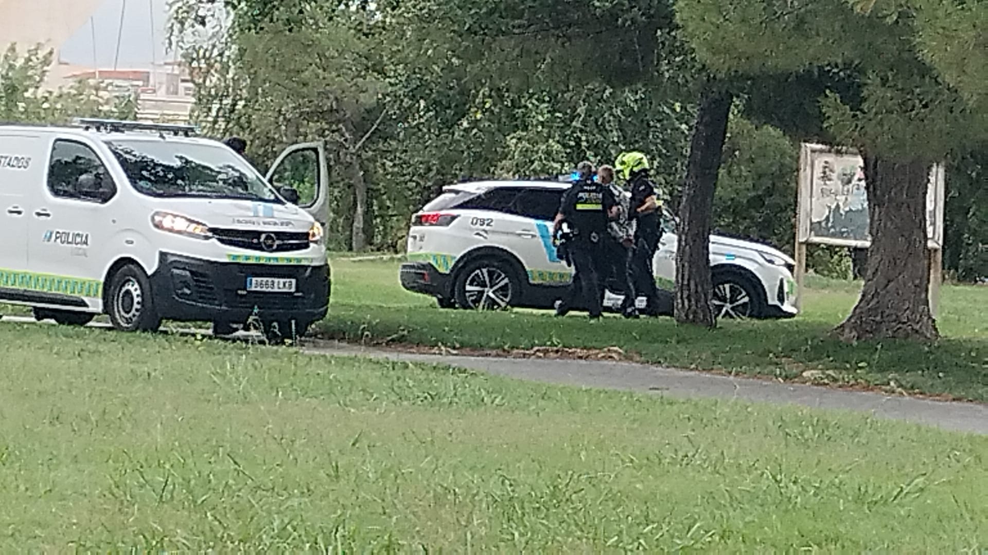Detención del ladrón de la bicicleta en el Triatlón de Mérida