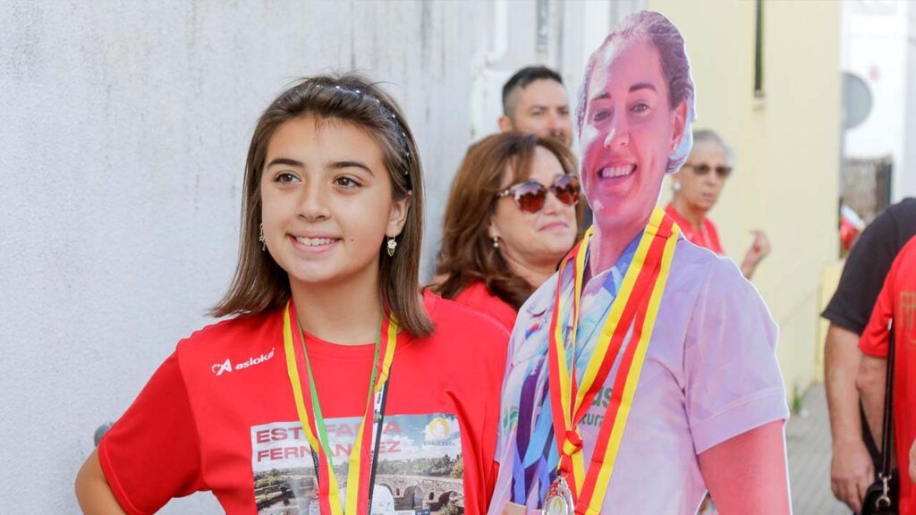 AUTOBUS ESTEFANIA FERNANDEZ VIAJE OLIMPIADA PARIS