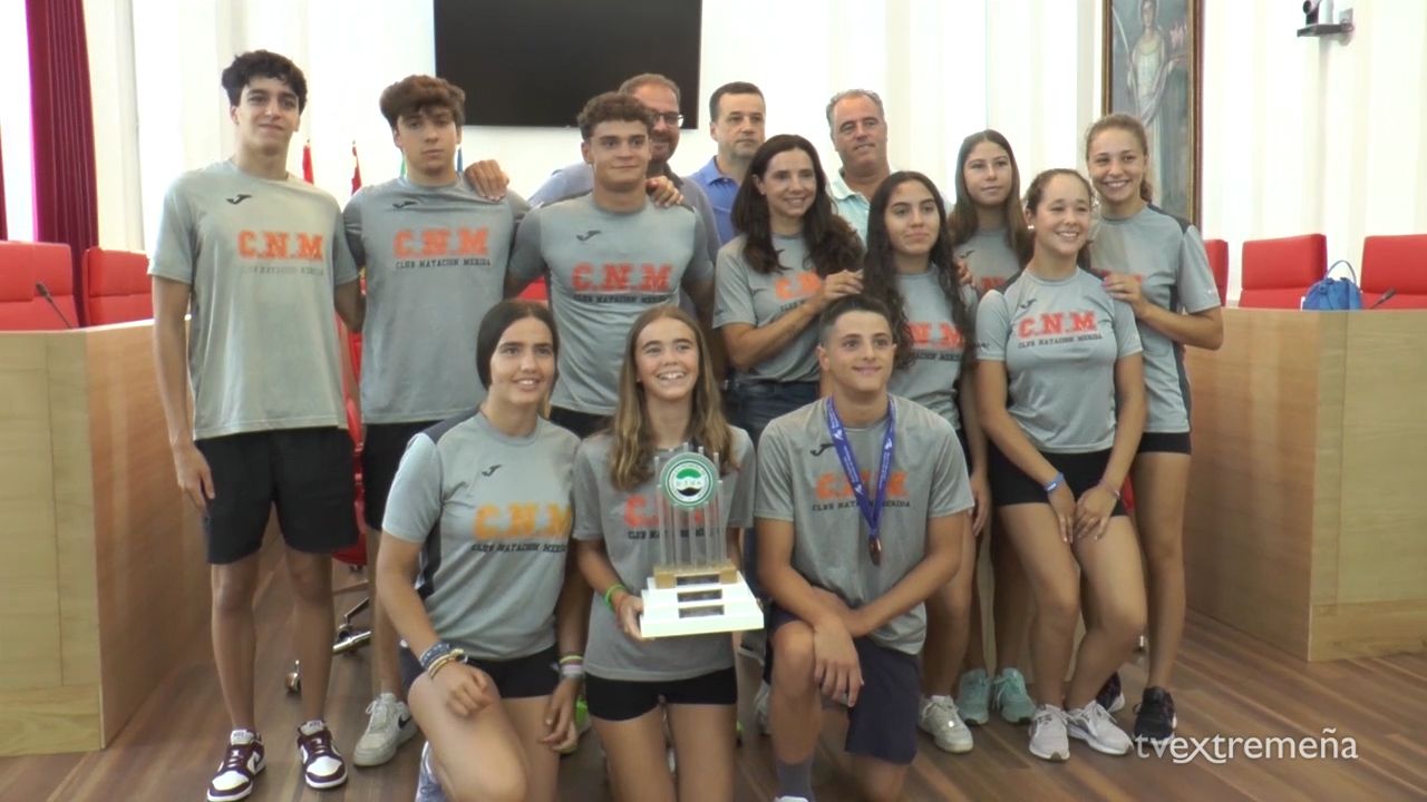 CLUB NATACION MERIDA