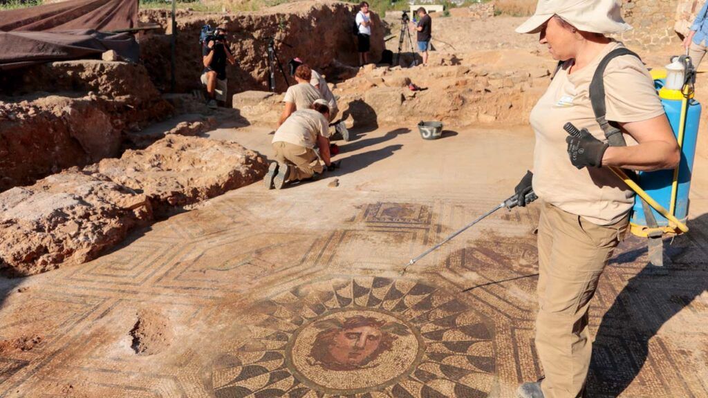 MOSAICO MEDUSA HUERTA OTERO 2
