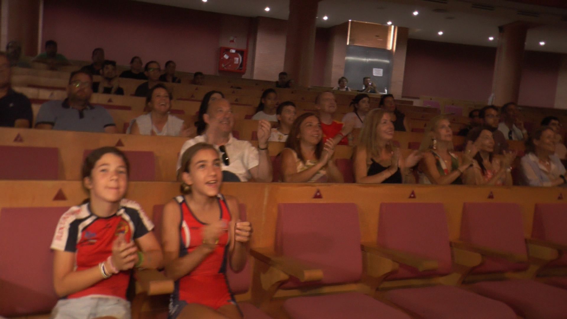 PUBLICO CENTRO CULTURAL ALCAZABA ESTEFANIA FERNANDEZ