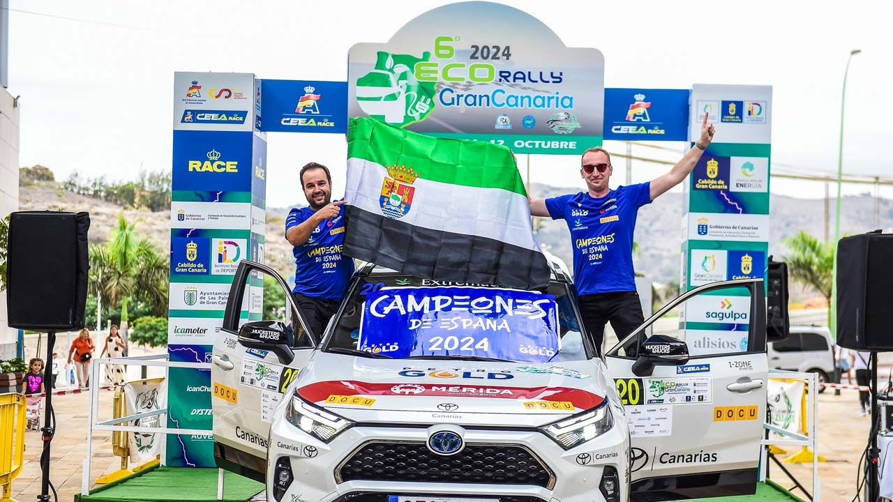 ANGEL SANTOS CAMPEON DE ESPAÑA DE ECO RALLYE