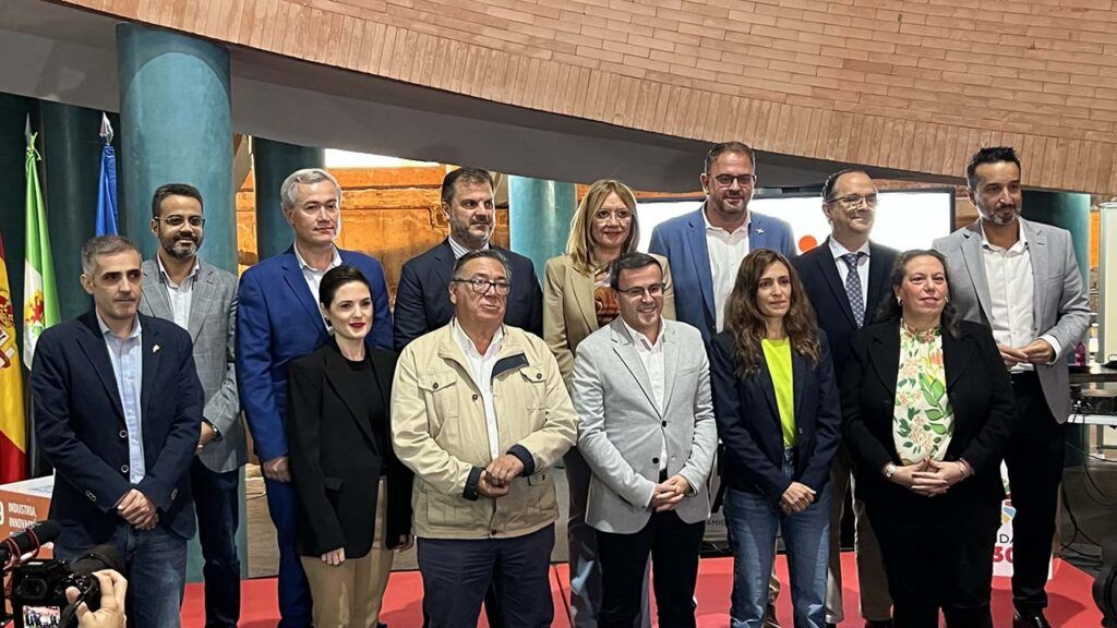 FOTOS ALCALDES PRESENTACION DIPUTACION GRANDES CIUDADES
