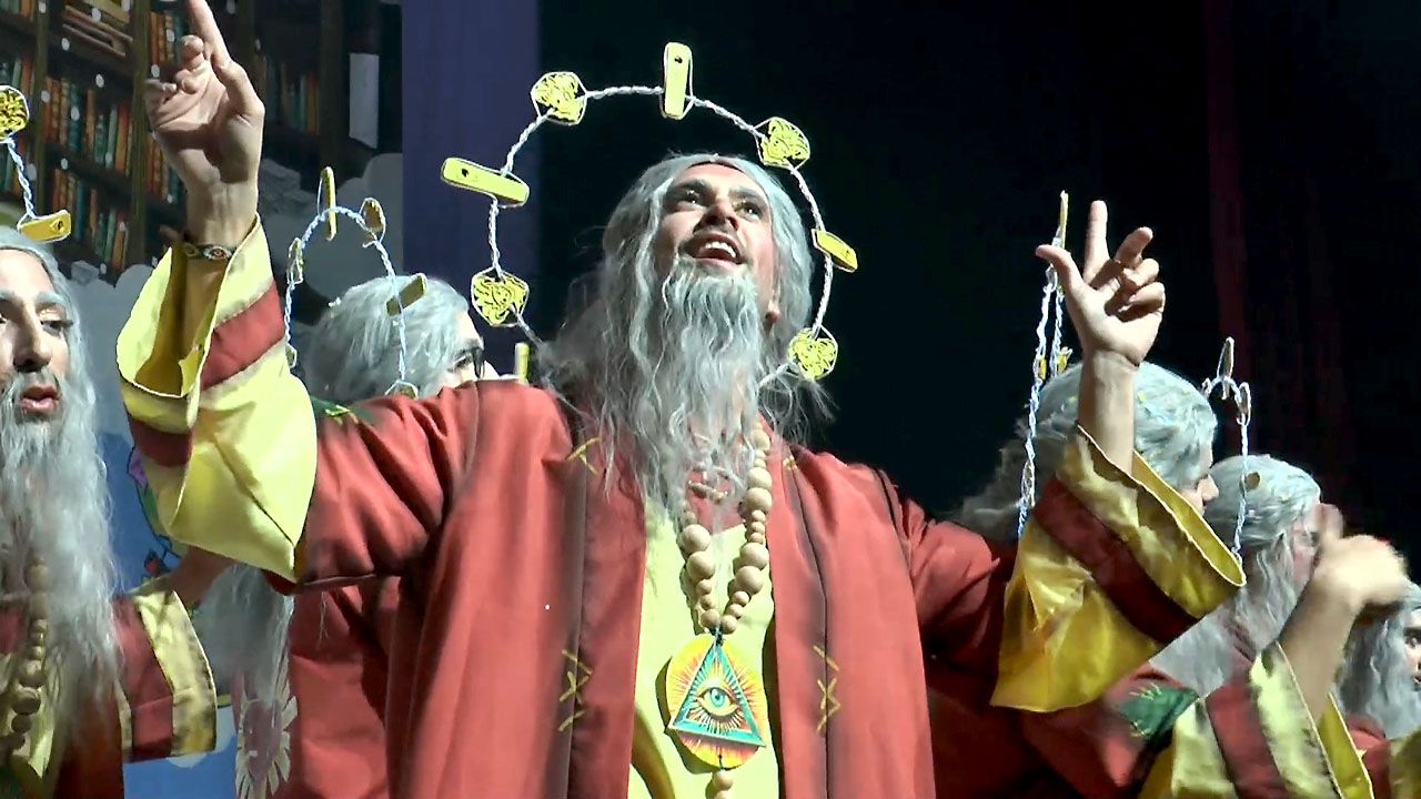 CARNAVAL ROMANO 3.2 UNA CHIRIGOTA DIVINA LOKACOSTAO