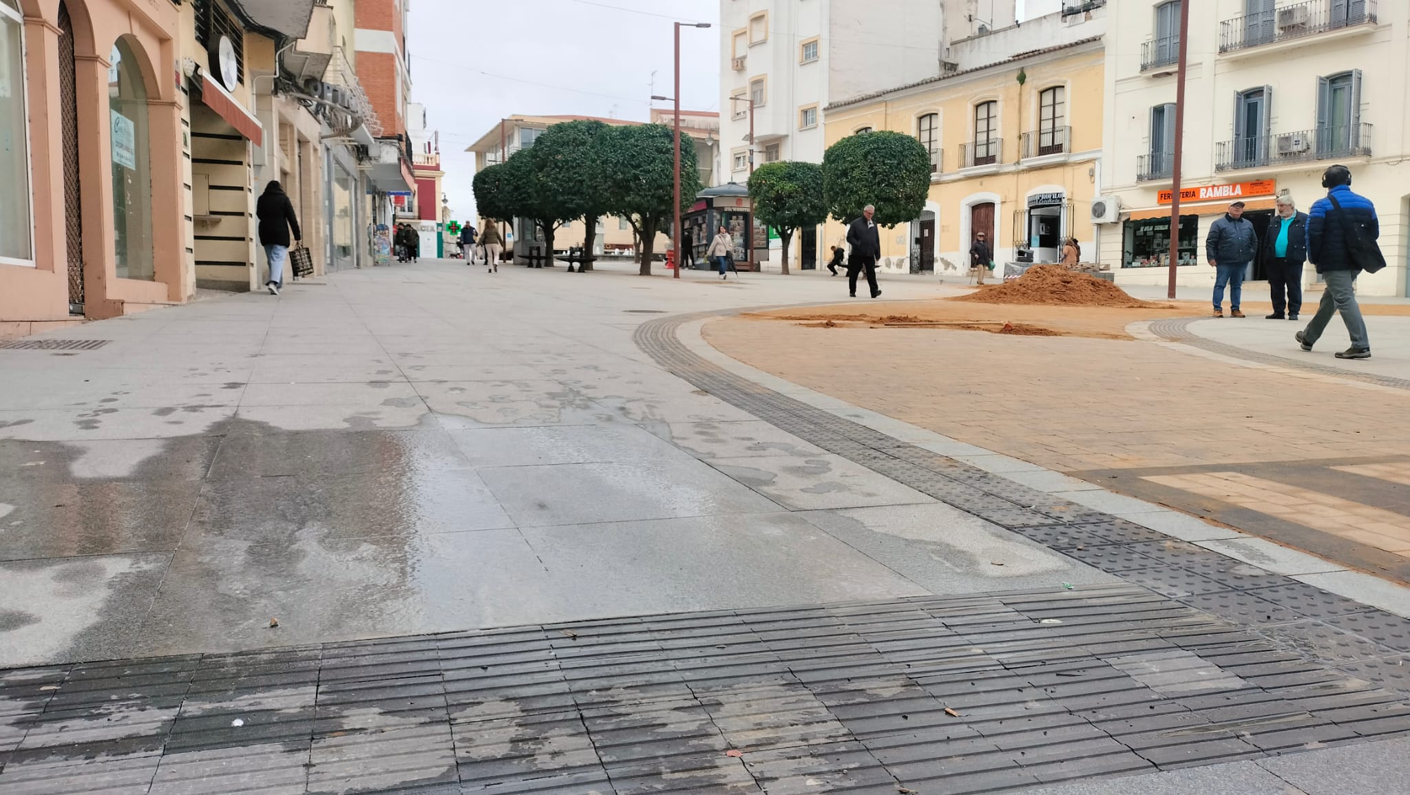 FUGA AGUA RAMBLA