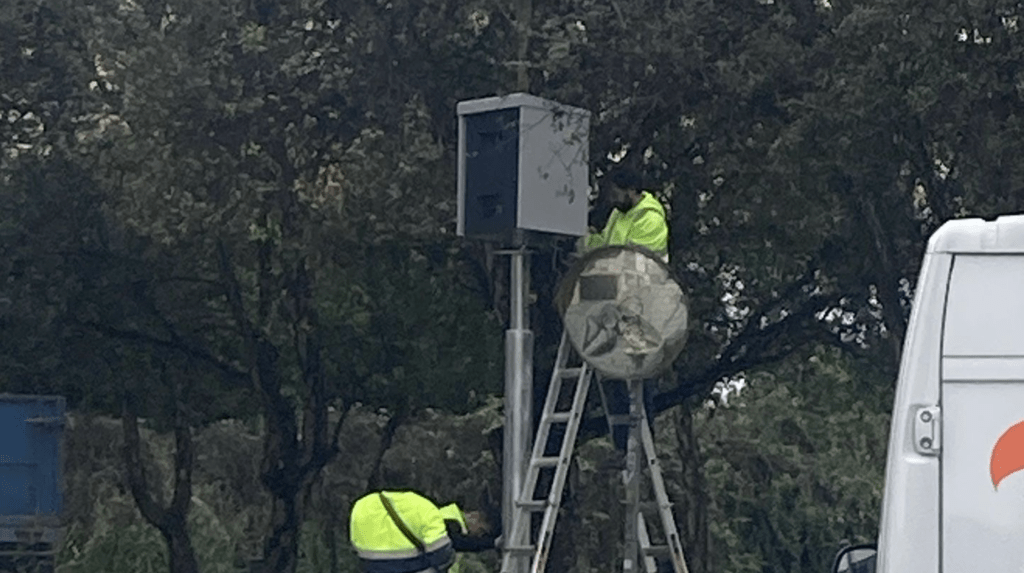 Instalación de radar fijo en calle Graciano