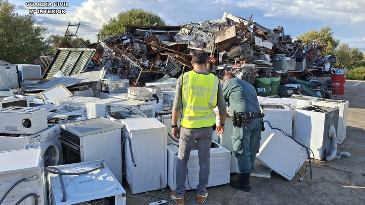 19-05-25 CHATARRERIA ILEGAL EN MERIDA