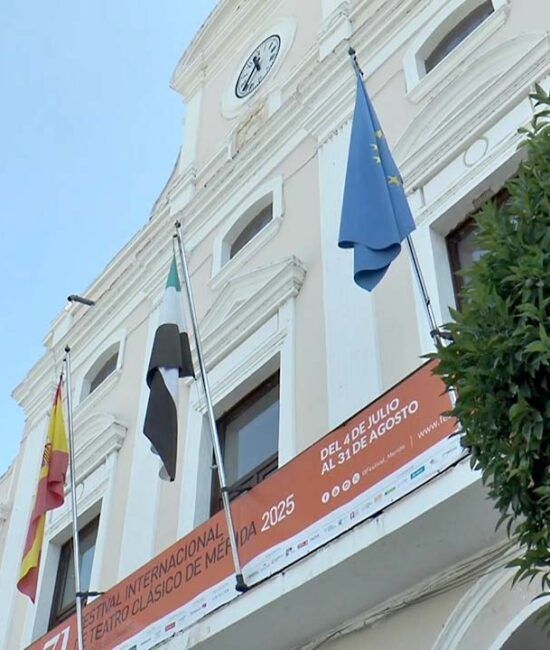AYUNTAMIENTO DE MERIDA FACHADA