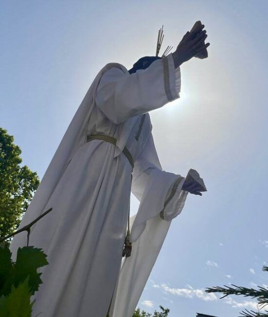 Jesús del Amor en procesión Cofradía Sagrada Cena