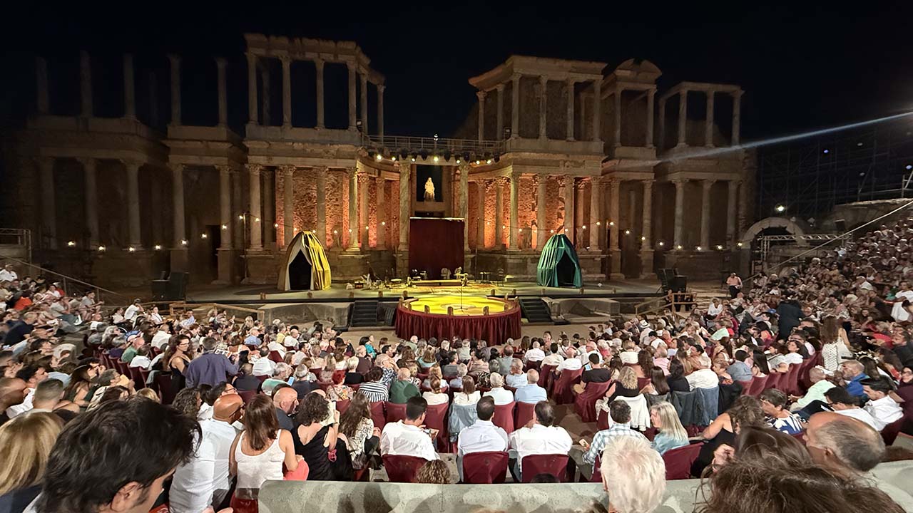 FESTIVAL DE MERIDA TEATRO ROMANO 2025 LOS HERMANOS 2