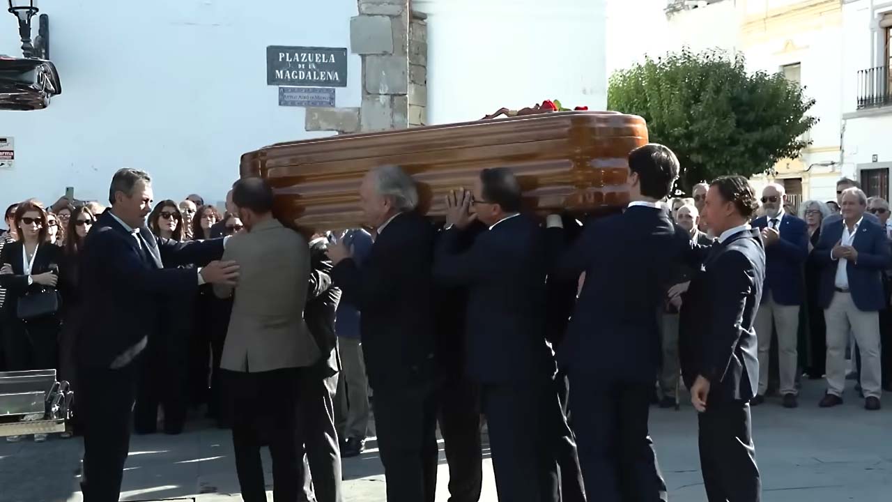 FERETRO GUILLERMO FERNANDEZ VARA