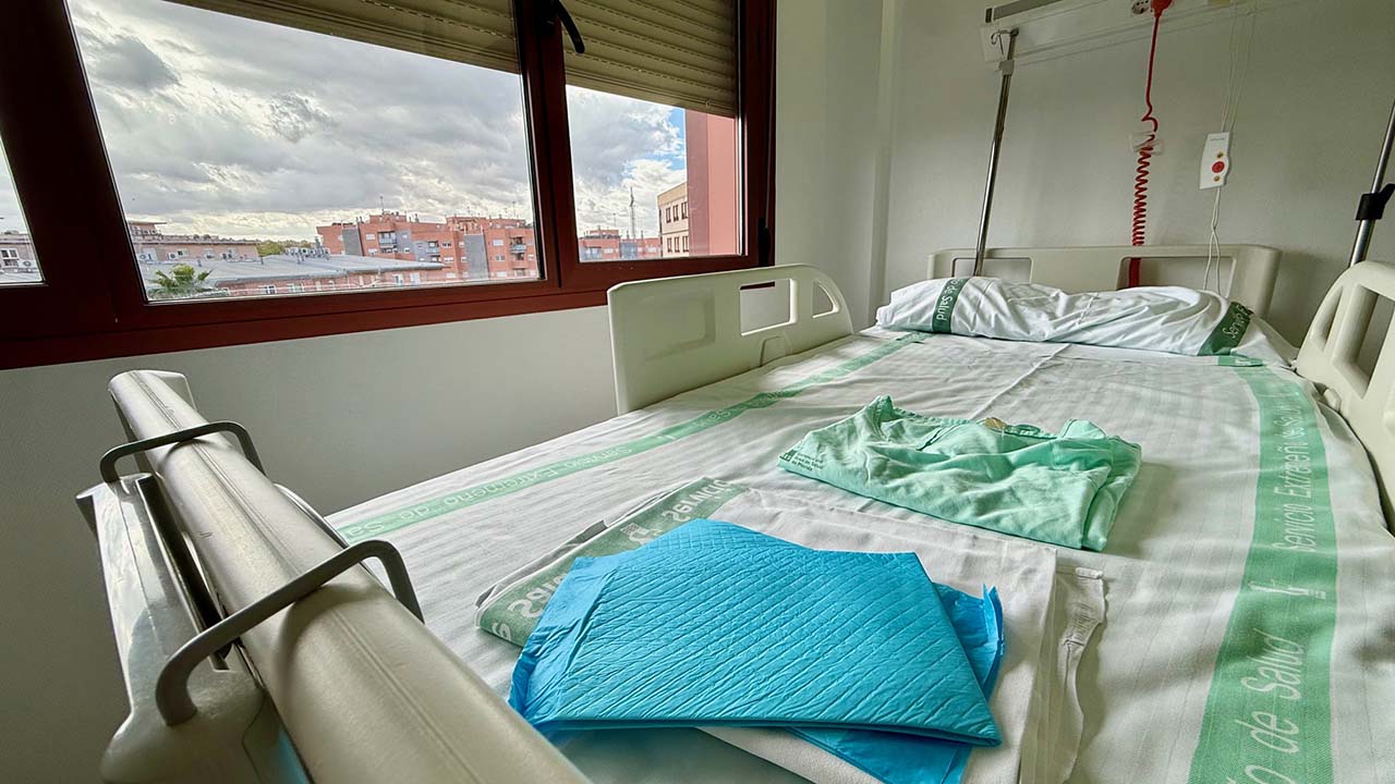 HOSPITAL DE MERIDA HABITACION CON CAMA