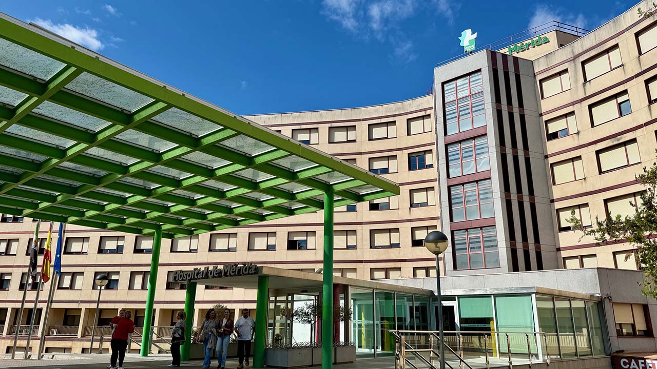 HOSPITAL DE MERIDA fachada