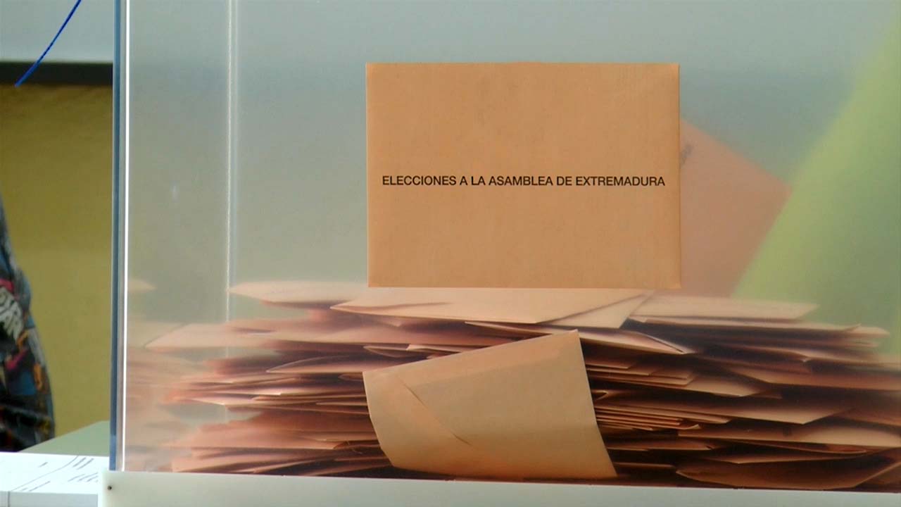 VOTOS ELECCIONES ASAMBLEA DE EXTREMADURA