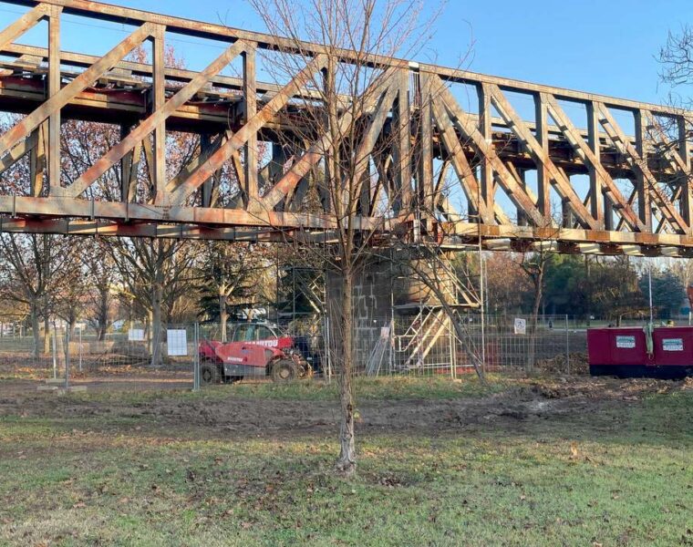 PUENTE DE HIERRO MAQUINA 2