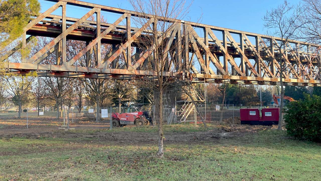 PUENTE DE HIERRO MAQUINA 2