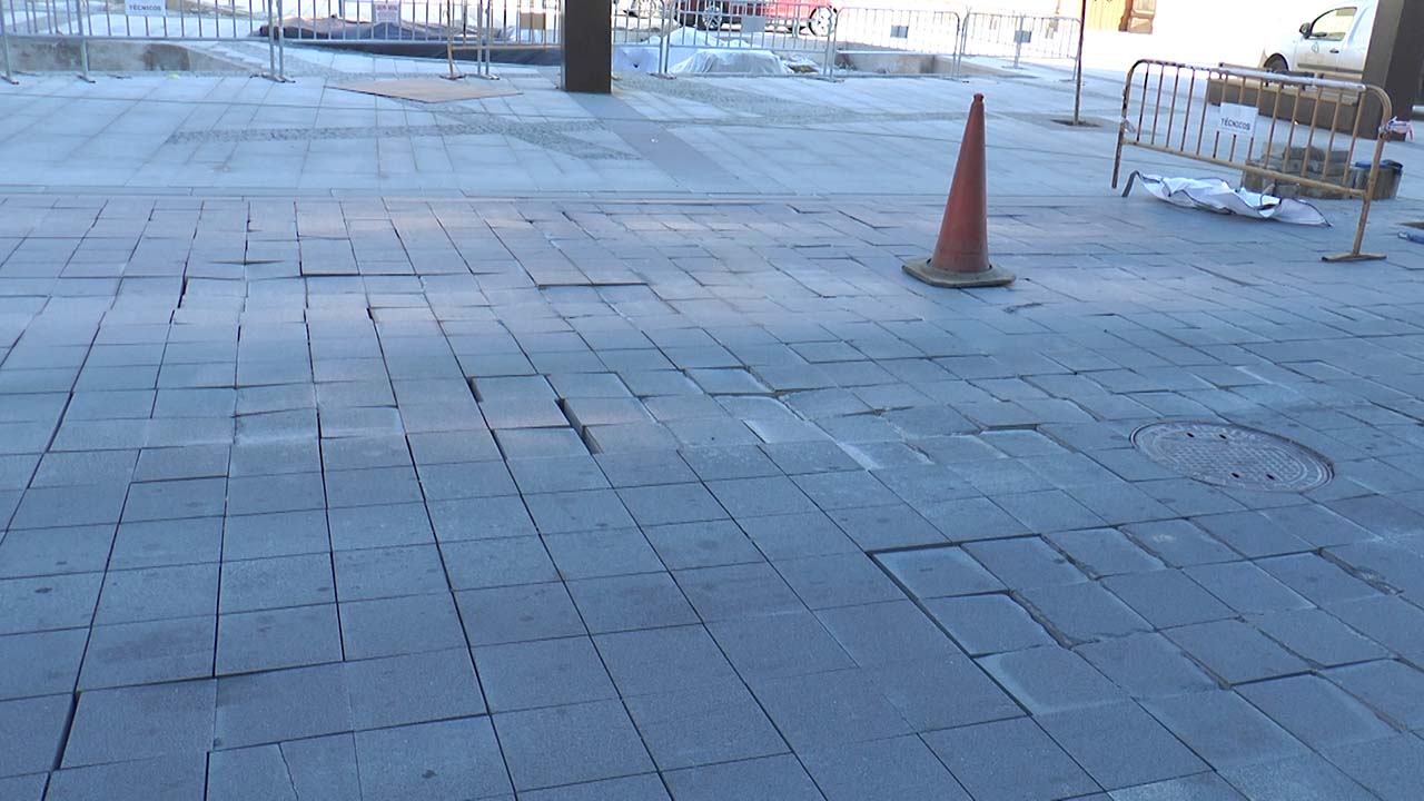 ADOQUINES PLAZA SANTA EULALIA 1