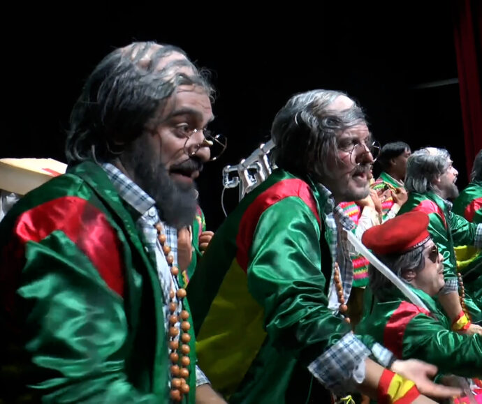 CARNAVAL S2.5 LOS CAMANDULAS 1