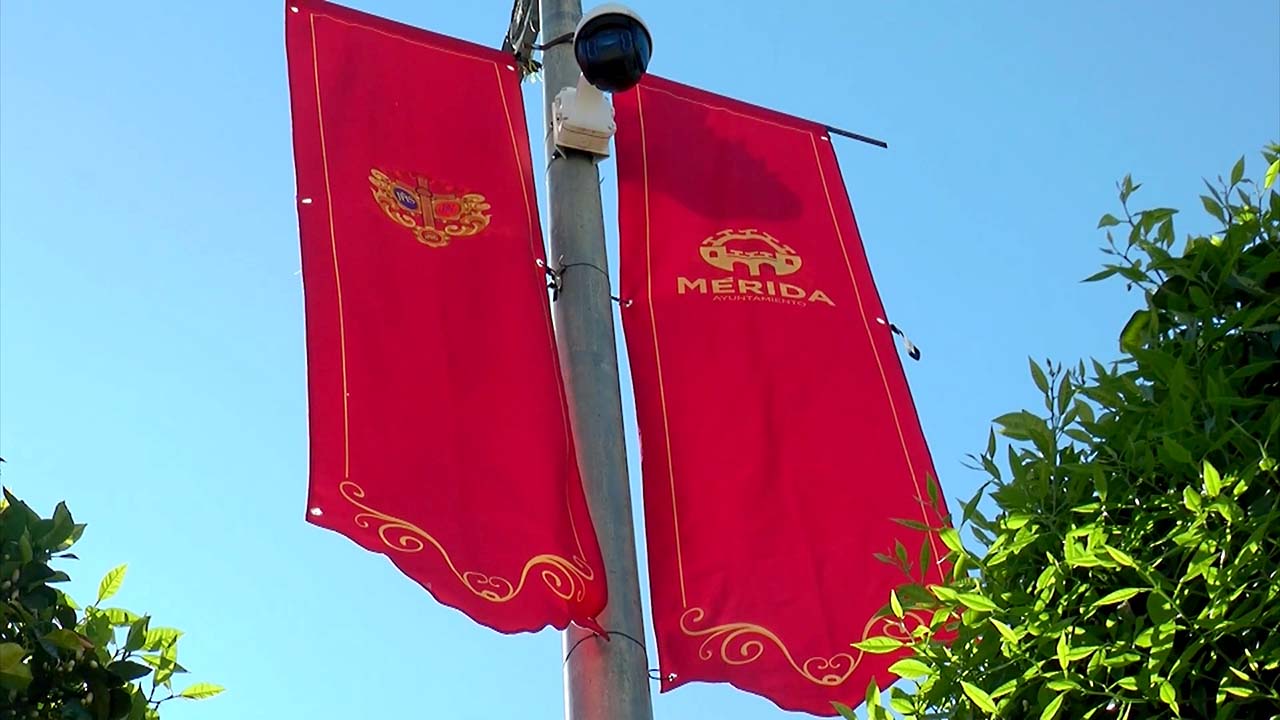 BANDEROLAS DE SEMANA SANTA DE MERIDA