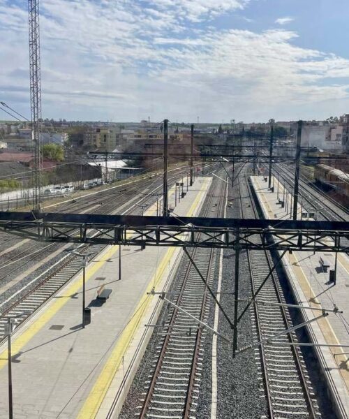 ESTACION DE TREN FERROCARRIL MERIDA PLAYA DE VIAS 1
