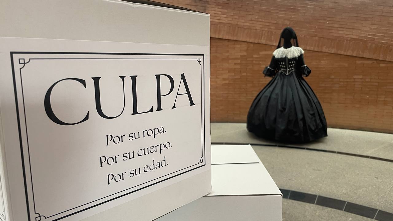 EXPOSICION ROMPIENDO CADENAS 8M