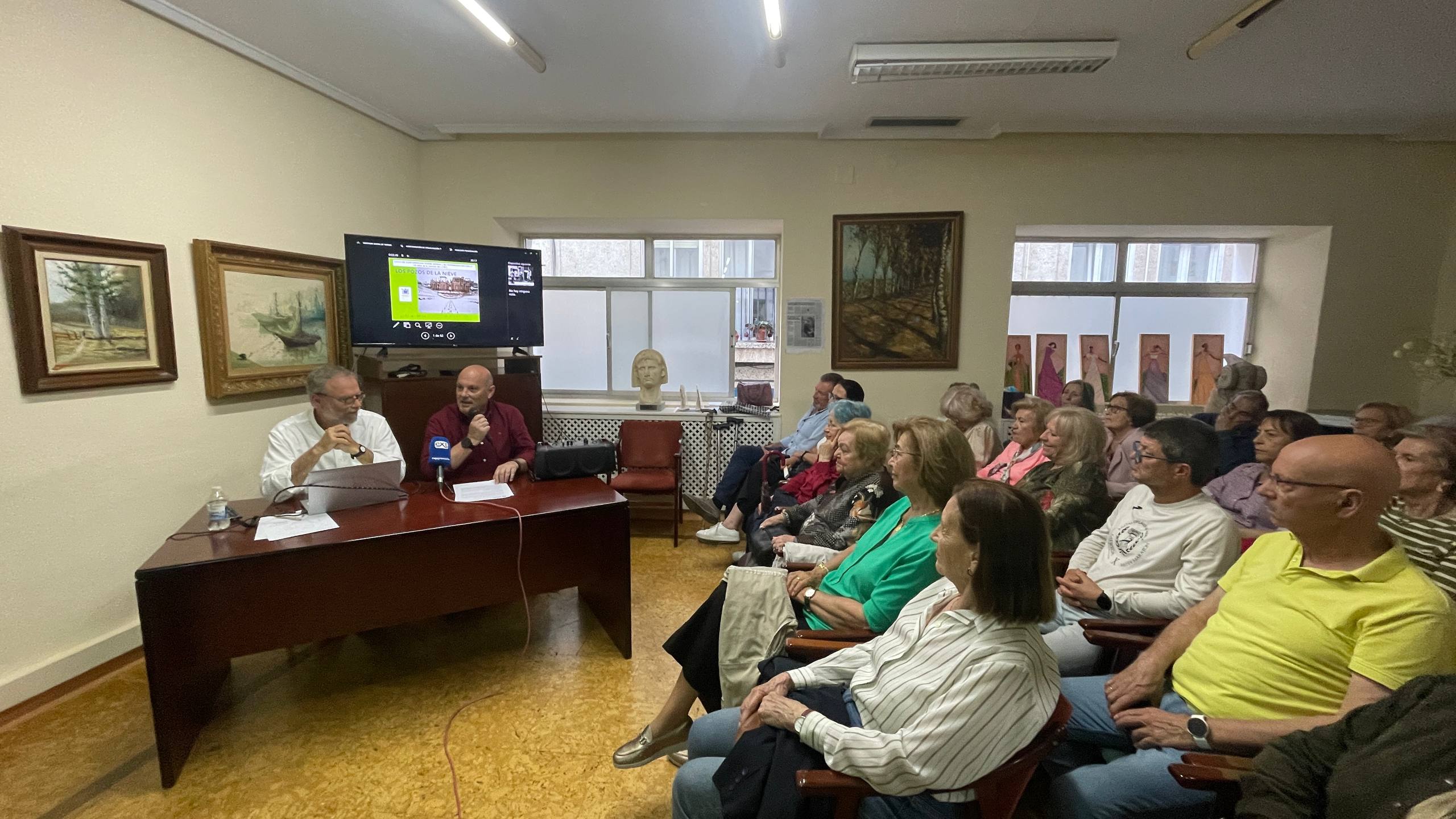 CONFERENCIA LICEO MIGUEL ALBA POZOS DE LA NIEVE