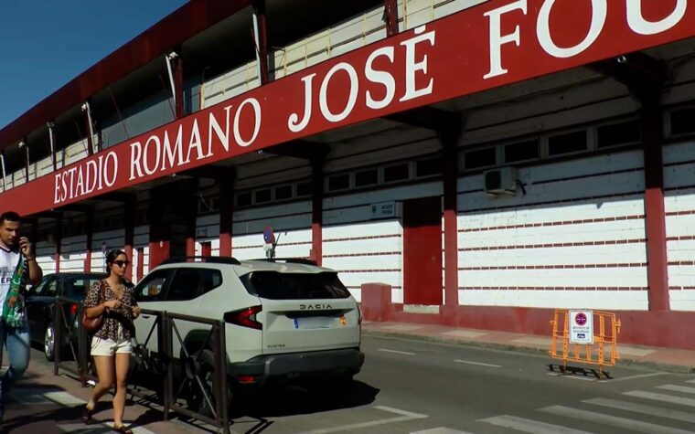ESTADIO ROMANO FACHADA 1