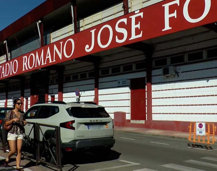 ESTADIO ROMANO FACHADA 1